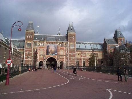 a building near the van gogh museum